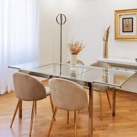 Lejlighed Elegant In The Heart Of